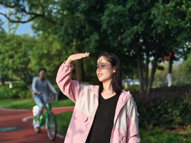 达拉崩吧的第一张照片--东莞相亲服务中心