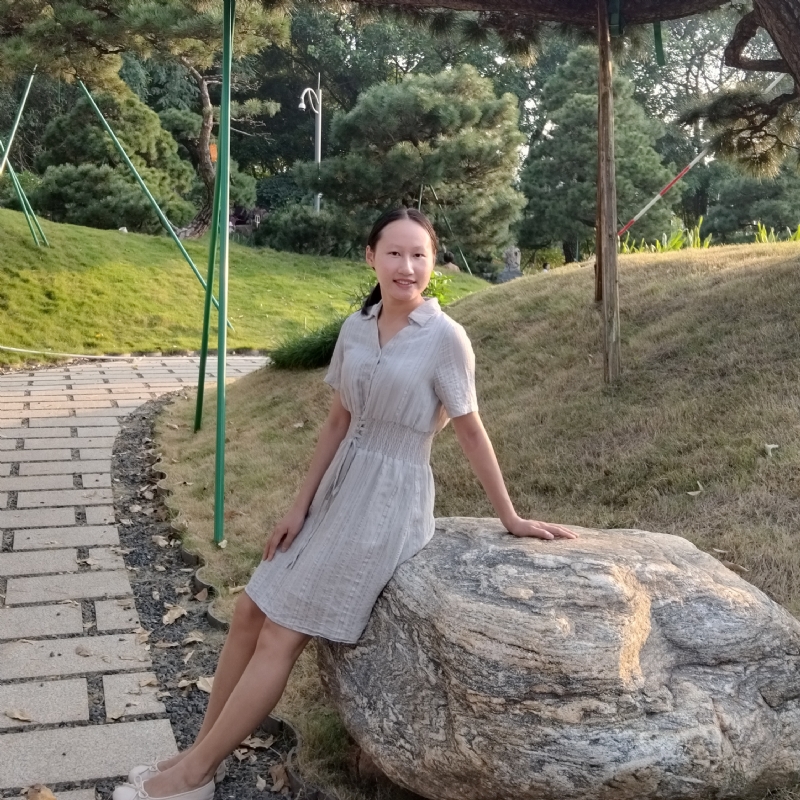 欣欣向荣的第一张照片--东莞相亲服务中心