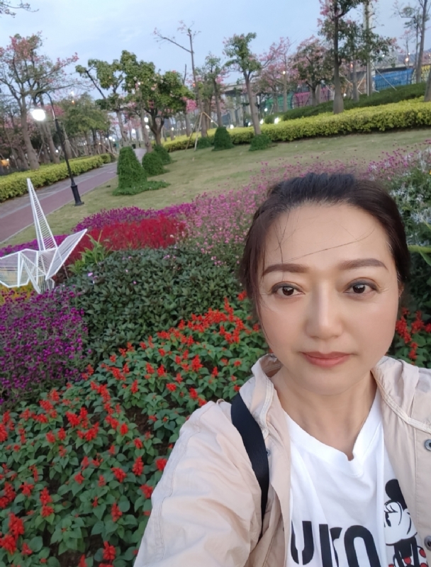 m云朵的第一张照片--东莞相亲服务中心