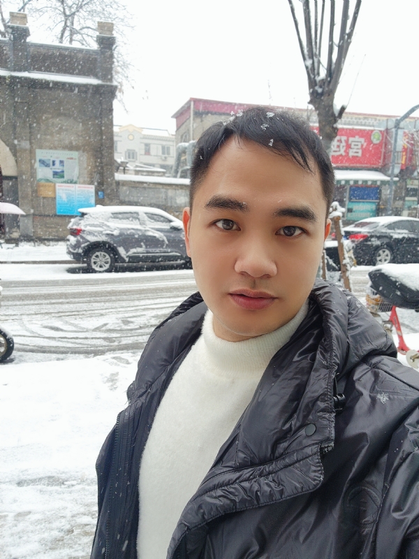 寻找合适伴侣的第一张照片--东莞相亲服务中心