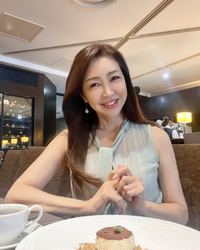 陳蓉秀的第一张照片--东莞相亲服务中心