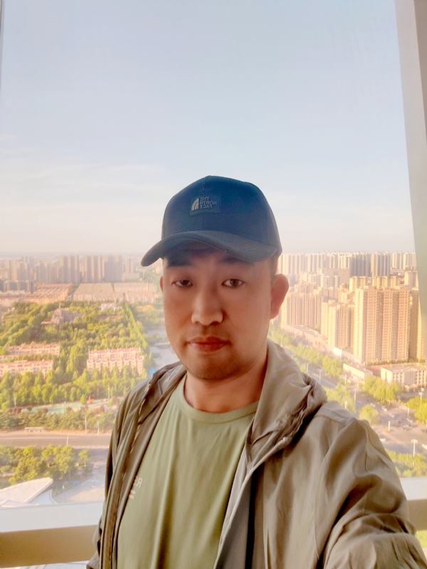 勇攀高峰的第二张照片--东莞相亲服务中心