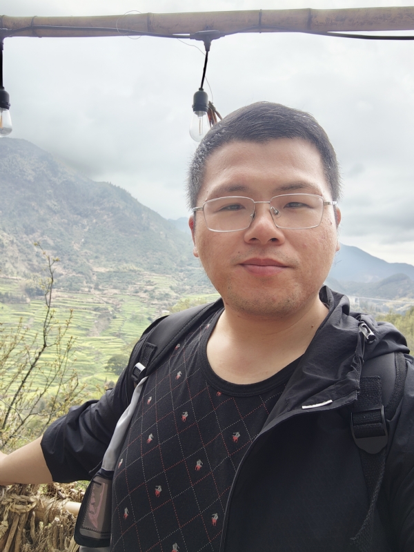 青山的第三张照片--东莞相亲服务中心