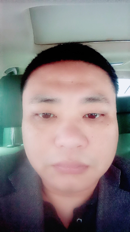 向日葵的第一张照片--东莞相亲服务中心