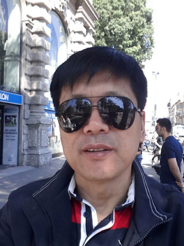 春风的第一张照片--东莞相亲服务中心