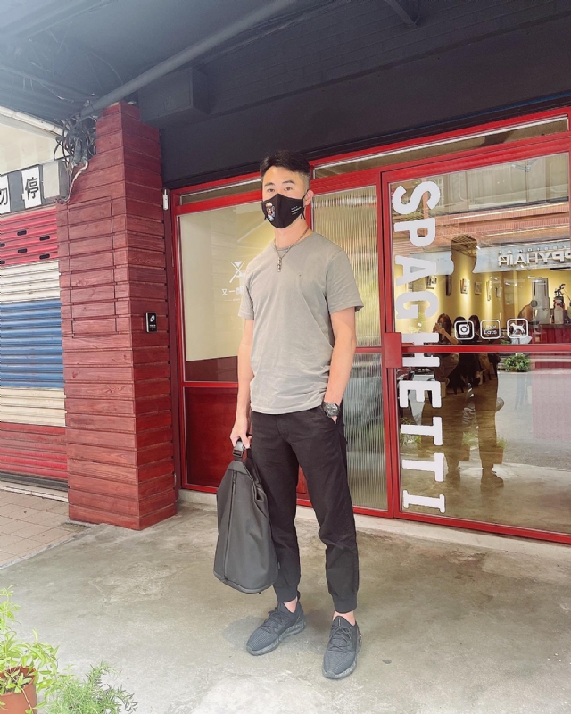 酒商安迪的第一张照片--东莞相亲服务中心