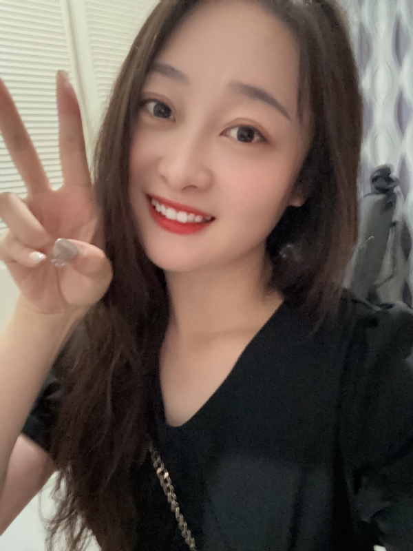 草莓的第一张照片--东莞相亲服务中心