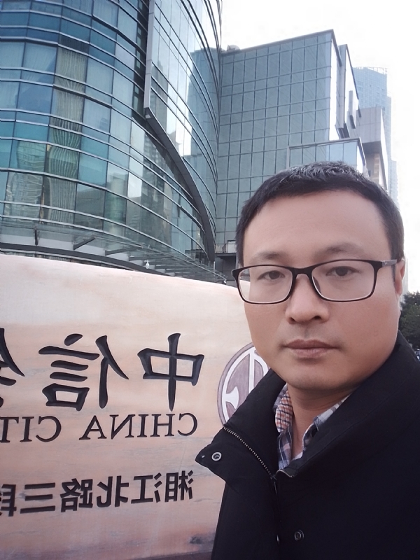 晚秋的第一张照片--东莞相亲服务中心