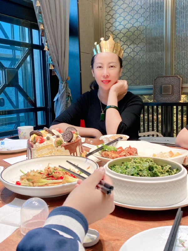 红红的第二张照片--东莞相亲服务中心