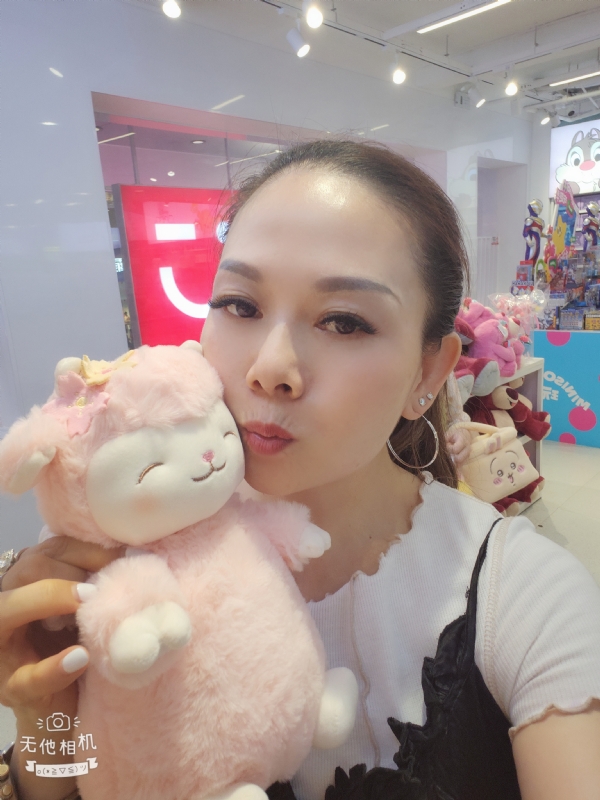 暖*爱的第一张照片--东莞相亲服务中心