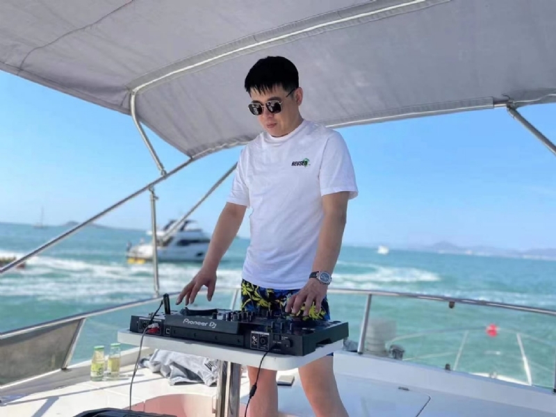 魔盒的第一张照片--东莞相亲服务中心