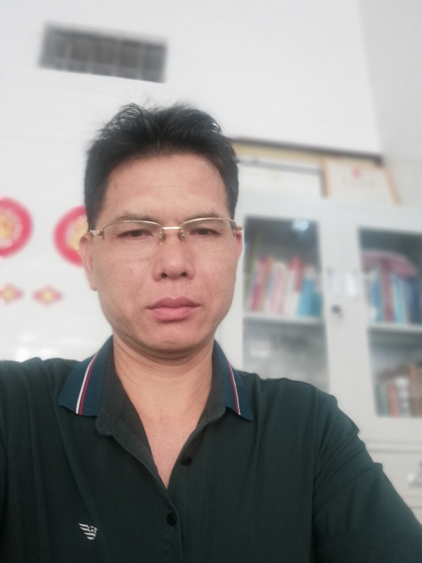 后视镜的第二张照片--东莞相亲服务中心