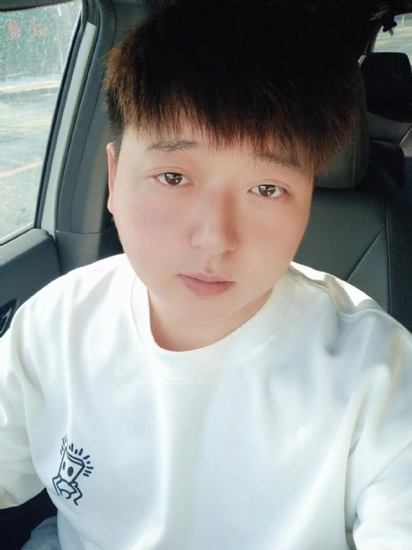 可乐加冰的第一张照片--东莞相亲服务中心