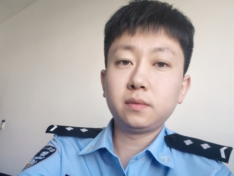 峻仔的第一张照片--东莞相亲服务中心