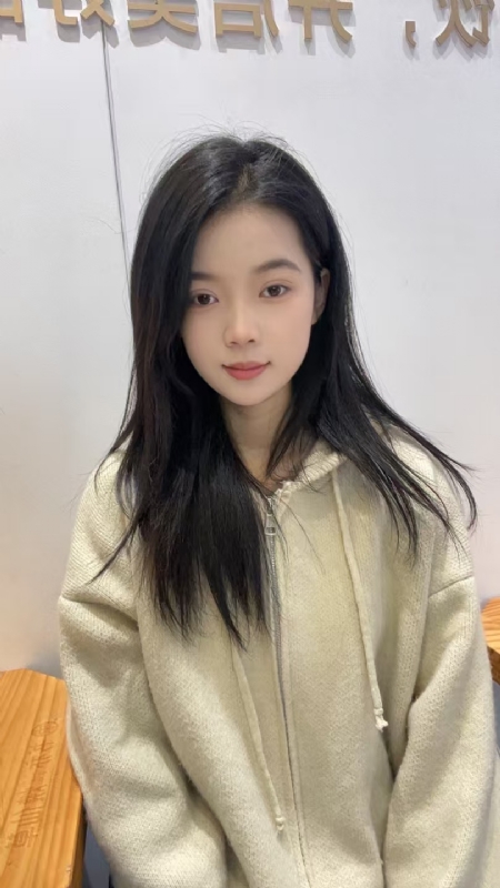 草莓奶昔的第一张照片--东莞相亲服务中心