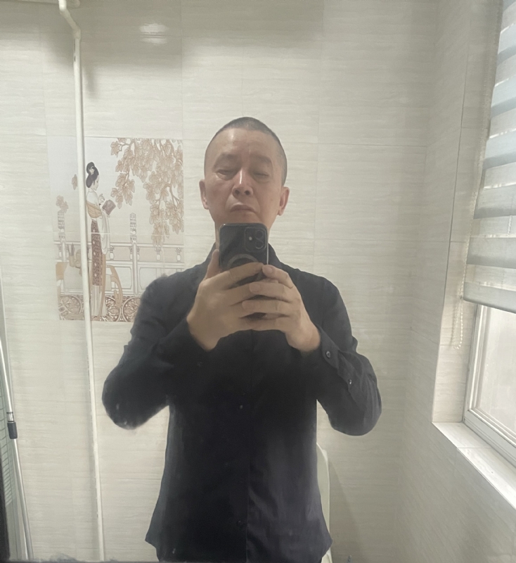 荣哥的第一张照片--东莞相亲服务中心