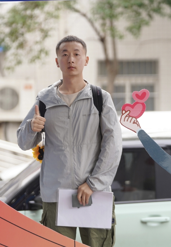 当下的第一张照片--东莞相亲服务中心