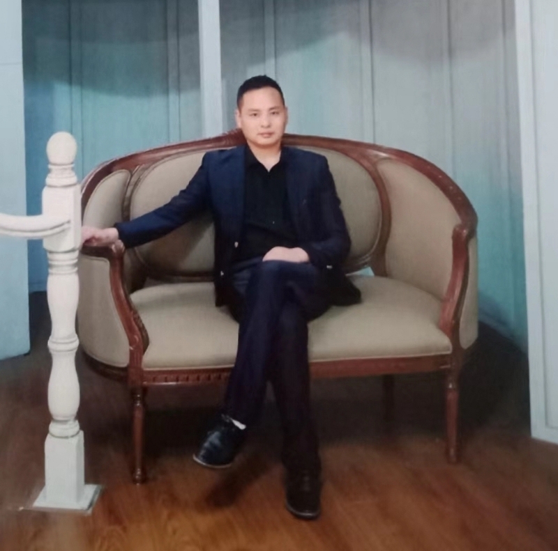 龙行天下的第二张照片--东莞相亲服务中心