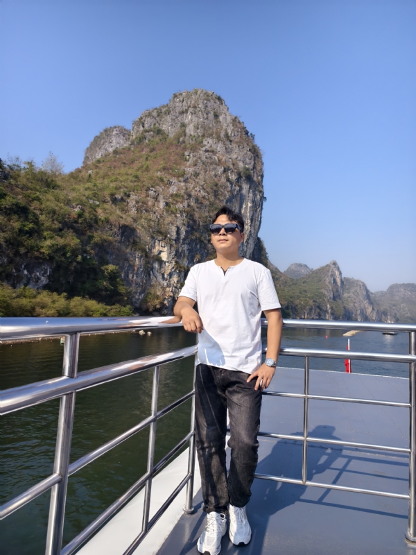 墨痕的第二张照片--东莞相亲服务中心