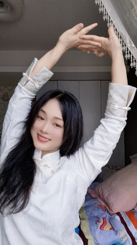 伊伊的第四张照片--东莞相亲服务中心