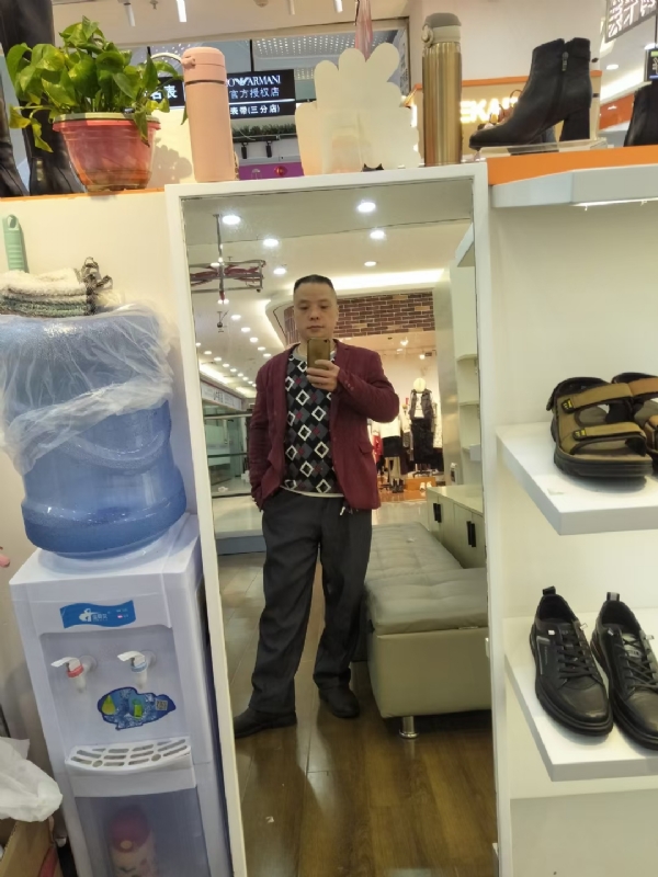 真诚征婚的第四张照片--东莞相亲服务中心