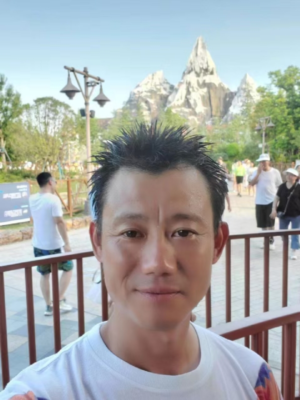 艾氏涂料博的第一张照片--东莞相亲服务中心