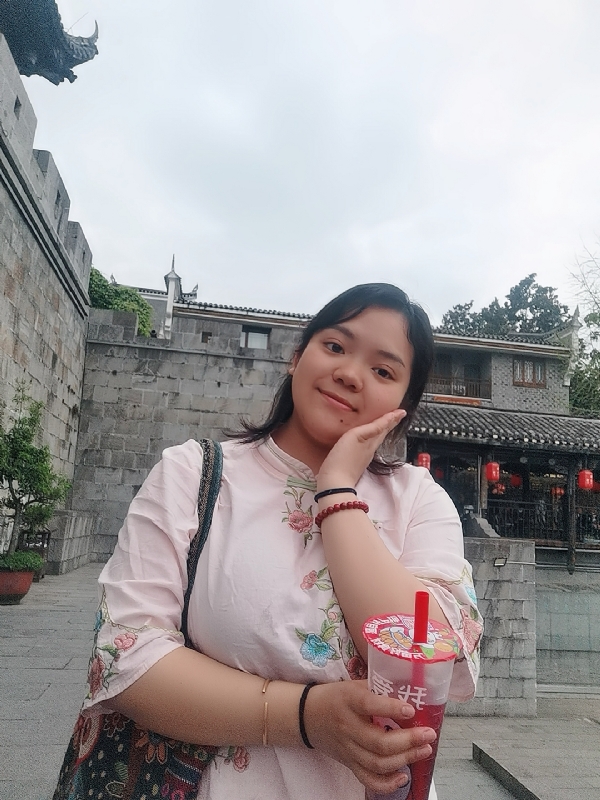 敏兮小沫的第三张照片--东莞相亲服务中心