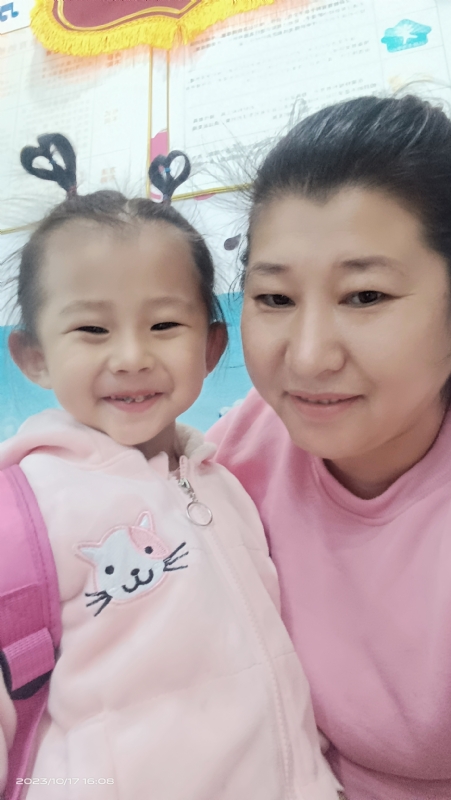 离异带俩娃的第一张照片--东莞相亲服务中心