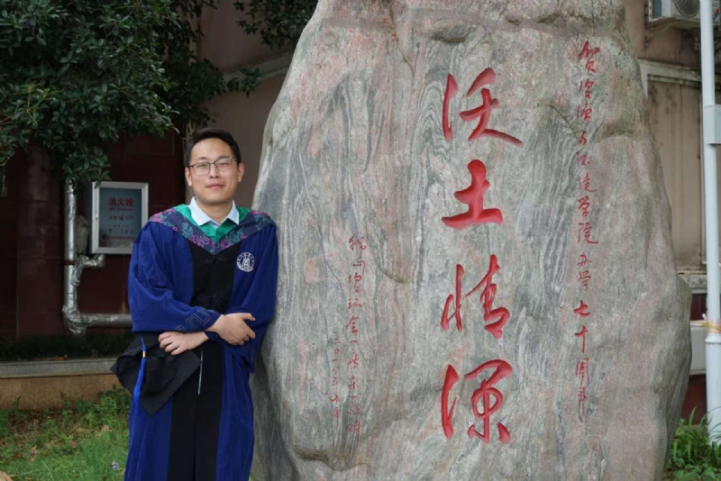 落寂星辰的第四张照片--东莞相亲服务中心