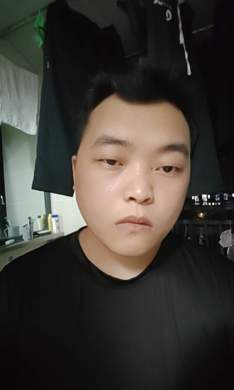 pu往事随风的第一张照片--东莞相亲服务中心