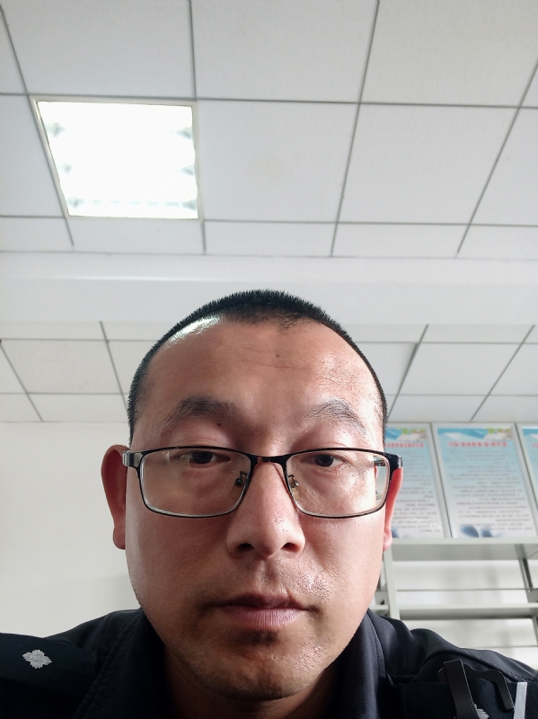 布鲁斯贺的第三张照片--东莞相亲服务中心