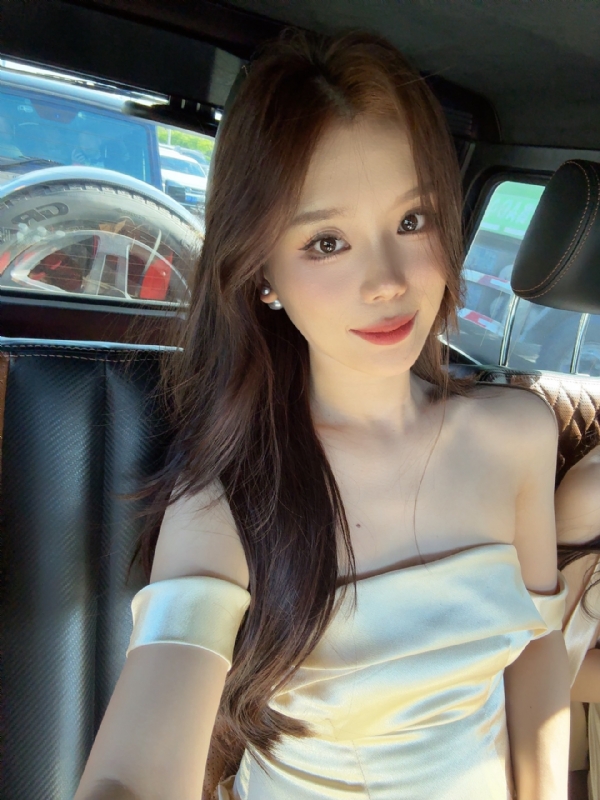 林林的第二张照片--东莞相亲服务中心