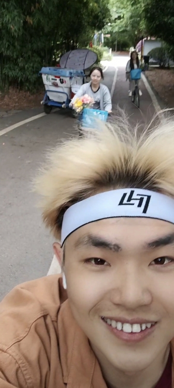 求安稳的第一张照片--东莞相亲服务中心