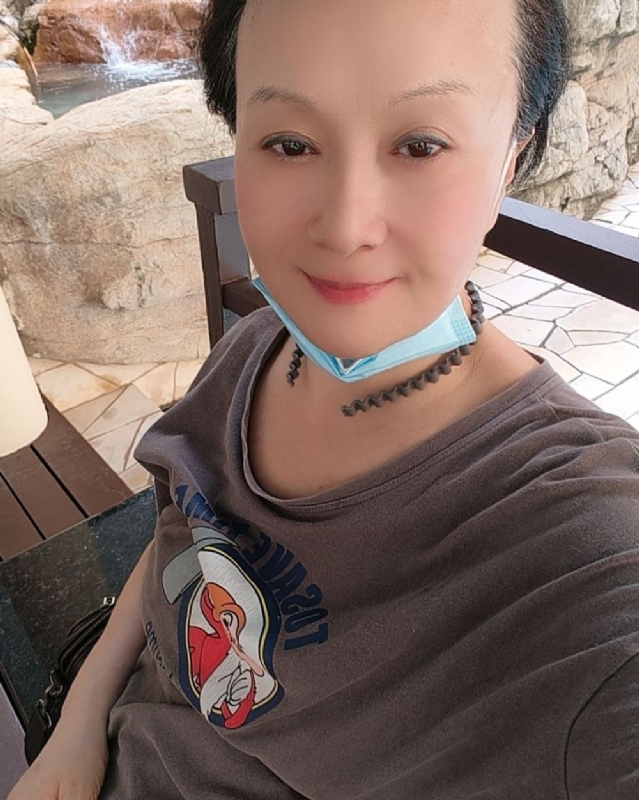 hong的第三张照片--东莞相亲服务中心