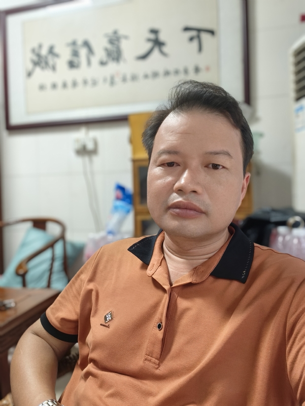 自强不息的第一张照片--东莞相亲服务中心