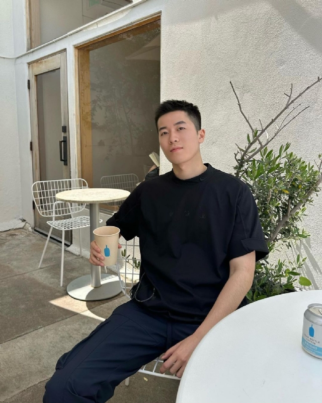 VV的第二张照片--东莞相亲服务中心