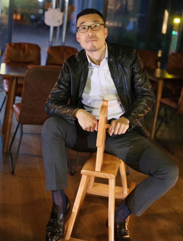 Lee的第二张照片--东莞相亲服务中心