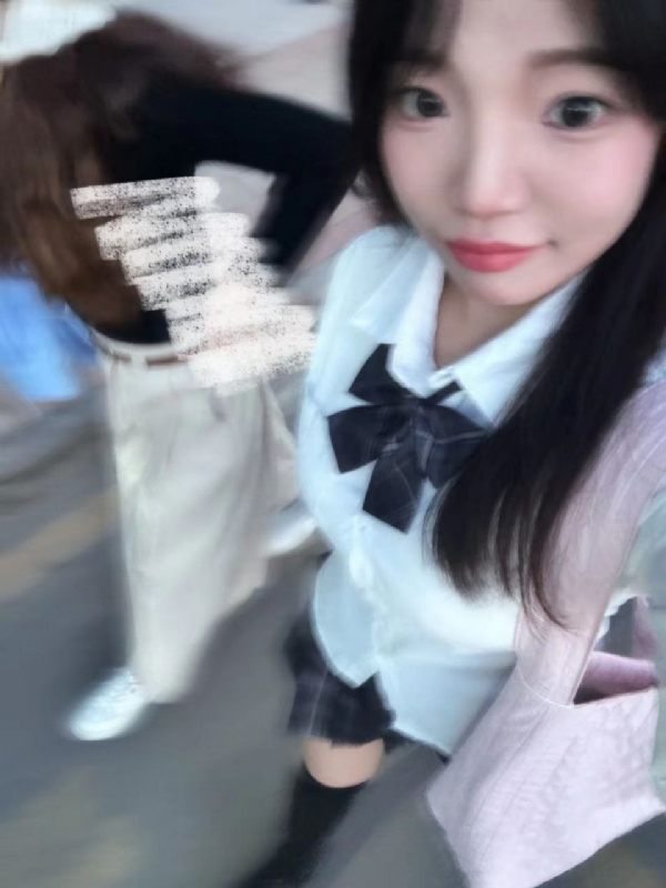 台灣小姐伊洛的第一张照片--东莞相亲服务中心