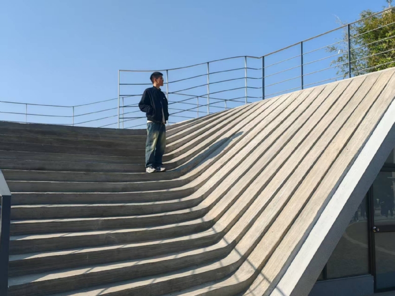 风微心动的第一张照片--东莞相亲服务中心