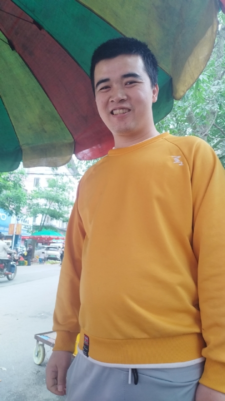 海中寻花柳的第一张照片--东莞相亲服务中心