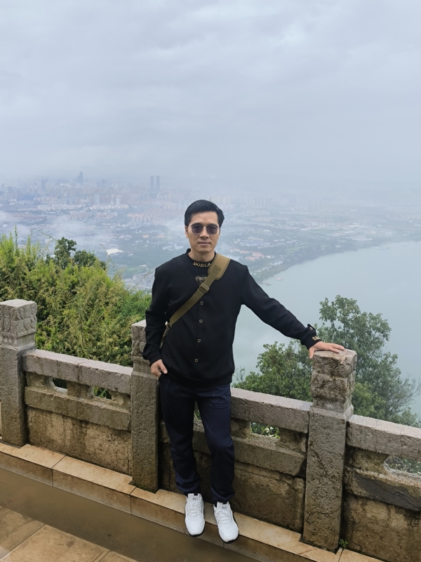 千年老妖的第二张照片--东莞相亲服务中心