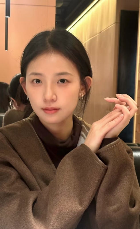 小曼的第一张照片--东莞相亲服务中心