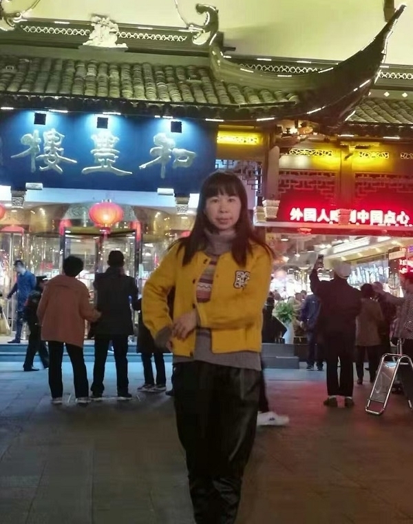 君倩的第三张照片--东莞相亲服务中心