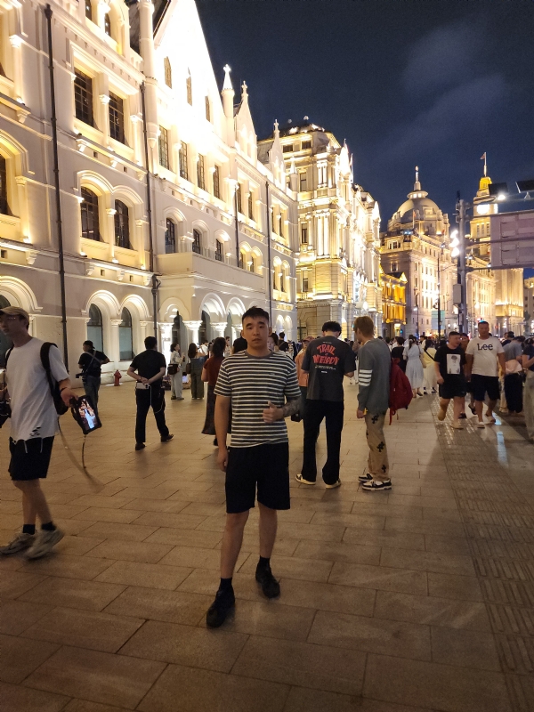 一朵小花的第二张照片--东莞相亲服务中心