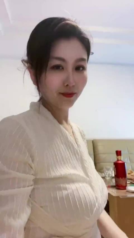 钕钕的第一张照片--东莞相亲服务中心