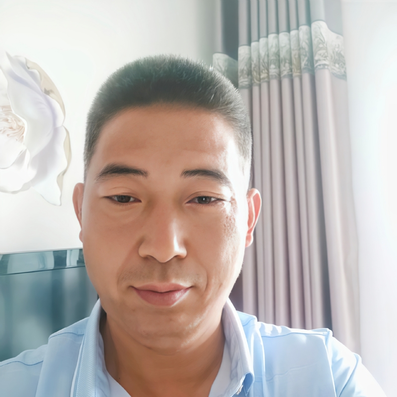 雨中漫步的第一张照片--东莞相亲服务中心