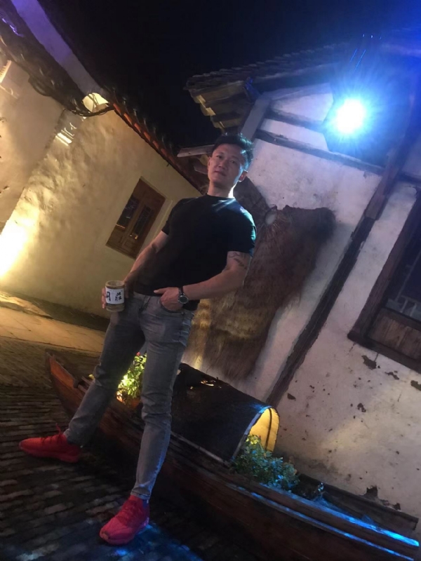 盐城相亲的第一张照片--东莞相亲服务中心