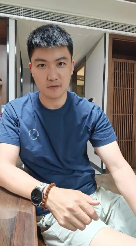 大鹏展翅的第一张照片--东莞相亲服务中心