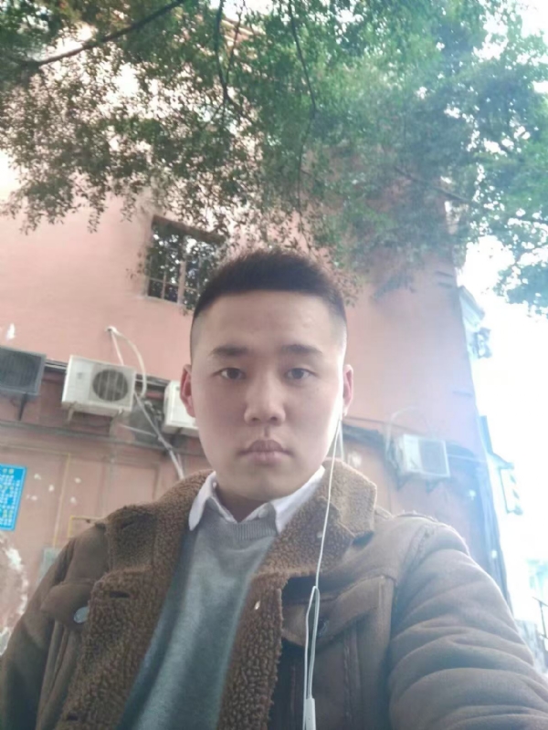 想了很久的男人的第一张照片--东莞相亲服务中心