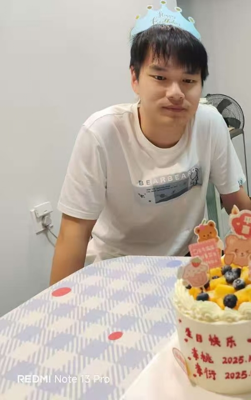 yan的第一张照片--东莞相亲服务中心